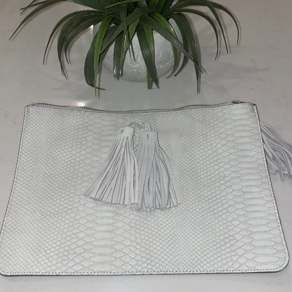 White Clutch w/ Tassels